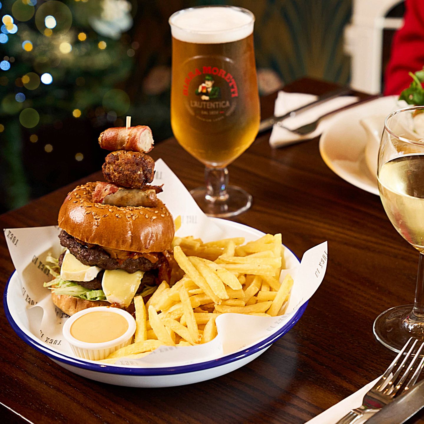 Festive Lunch & Dinner at The Barn Owl in Worcester